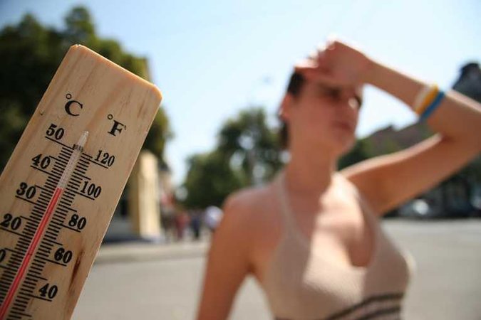 Предсказана рекордная жара предстоящим летом