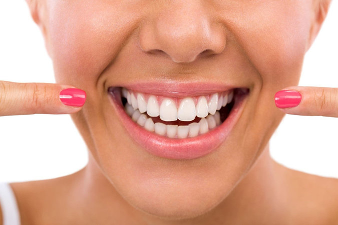Стоматологи рассказали, как исправить подвижность зубов