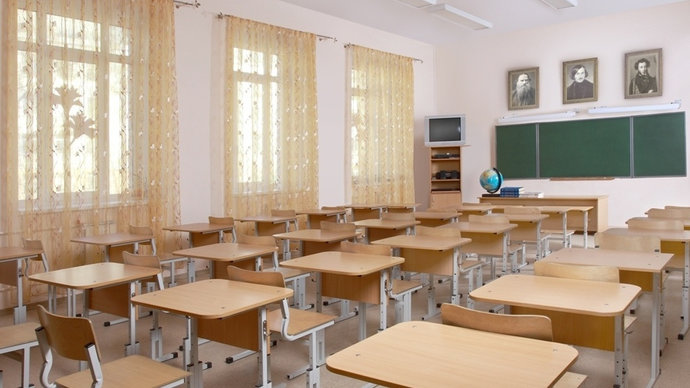 В Чечерске учительница ударила учащегося 6 класса головой об парту