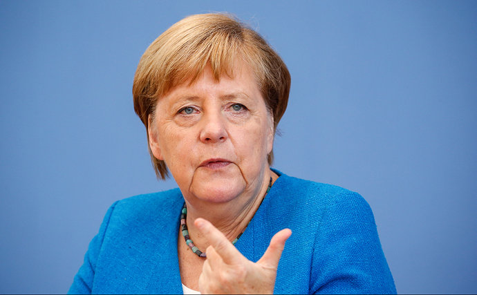 Меркель исключила свое участие в урегулировании конфликта на Украине