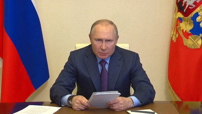 Путин назвал отказ ЕС от нефти из России «экономическим самоубийством»