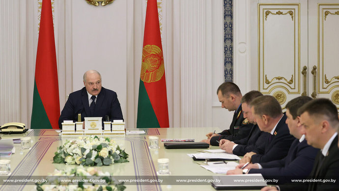 Лукашенко: «Нельзя сегодня растягивать Минск, он не резиновый»