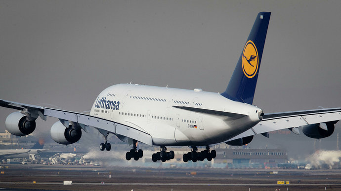 Lufthansa больше не будет приветствовать пассажиров традиционным «дамы и господа»