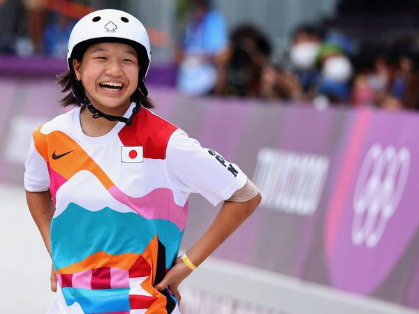 Завоевавшей золото на Олимпиаде японской скейтбордистке всего 13 лет