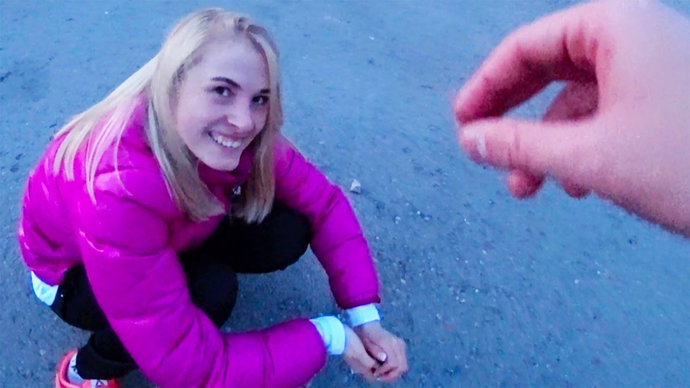 В Гродно пенсионер ущипнул девушку за ягодицу, а после принялся таскать за волосы