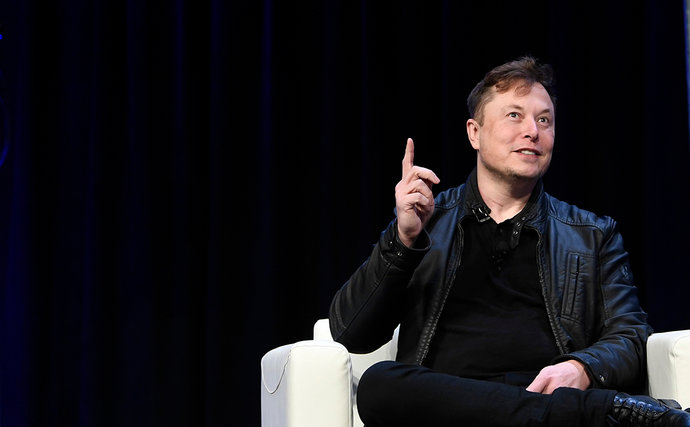 Маск: В 2022 году Tesla представит прототип антропоморфного робота