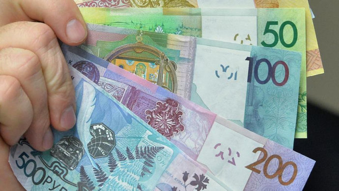 БВФБ: На торгах 13 августа белорусский рубль снова укрепился к валютам корзины