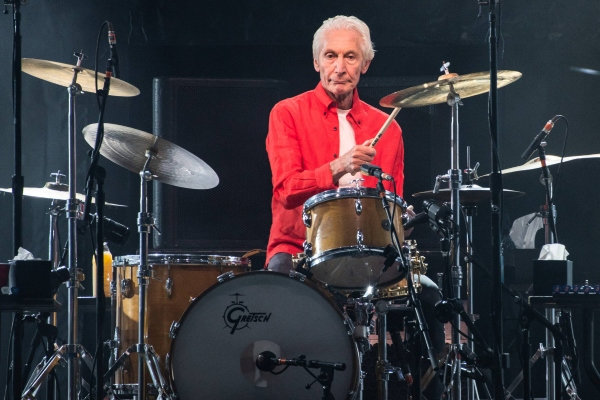 В возрасте 80 лет ушел из жизни ударник The Rolling Stones Чарли Уоттс