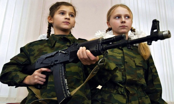 В детских садах Беларуси введена должность руководителя по военно-патриотическому воспитанию