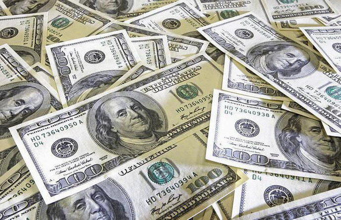БВФБ: Неделя началась подорожанием доллара