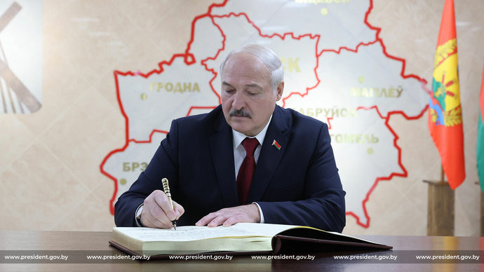 Лукашенко прокомментировал подписание союзных программ с Россией