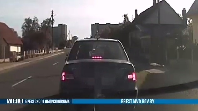 В Брестской области инструктор автошколы обучал девушку вождению, будучи нетрезвым