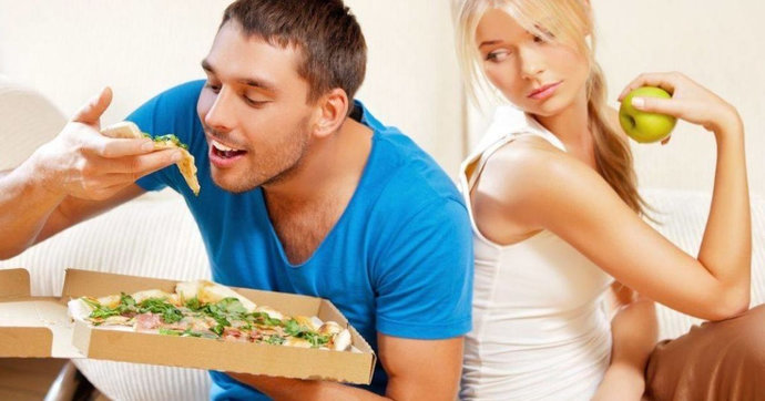Ученые объяснили, что происходит с мужчинами и женщинами во время диеты