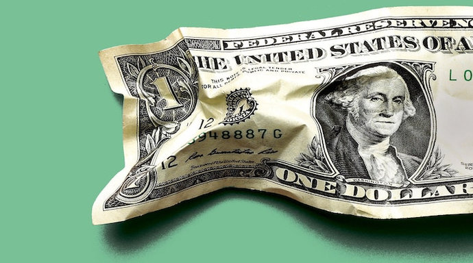 БВФБ: На торгах 16 ноября вырос курс доллара