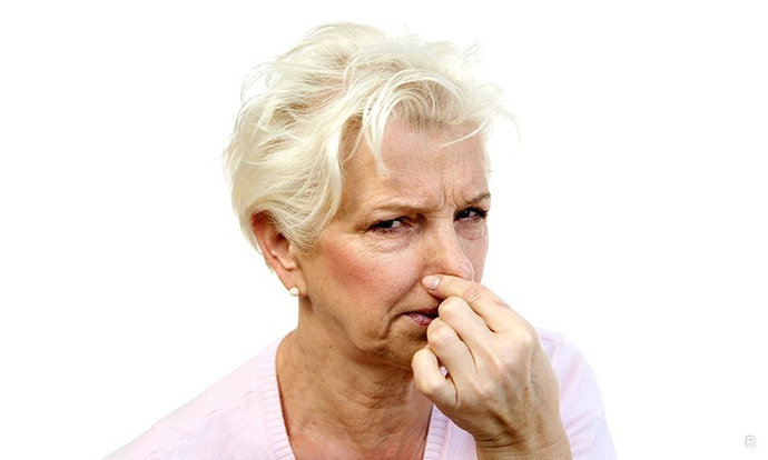 Как избавиться от запаха старости на теле