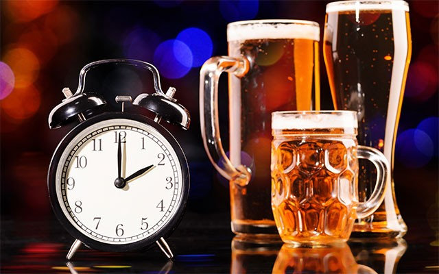 Ученые рассчитали с точностью до минуты, наиболее подходящее время для питья пива
