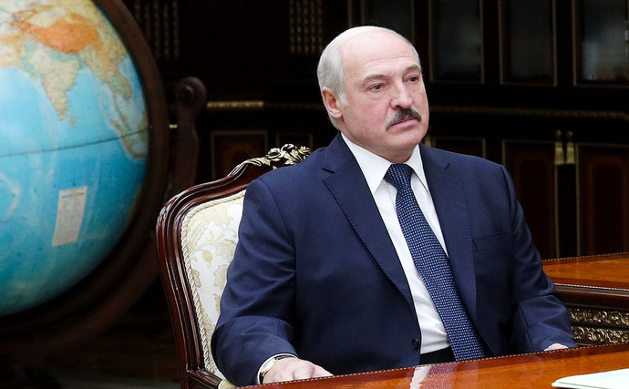 Лукашенко распорядился усилить меры безопасности в ТЛЦ, где размещаются беженцы