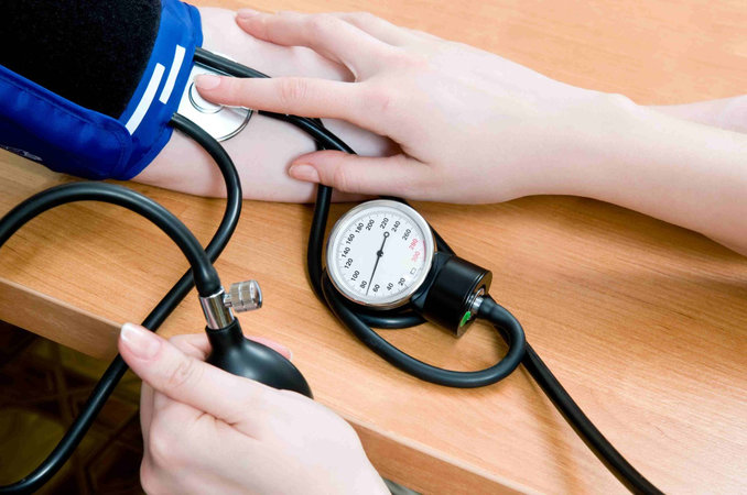 Известный немецкий кардиолог указал, как снизить артериальное давление без лекарств
