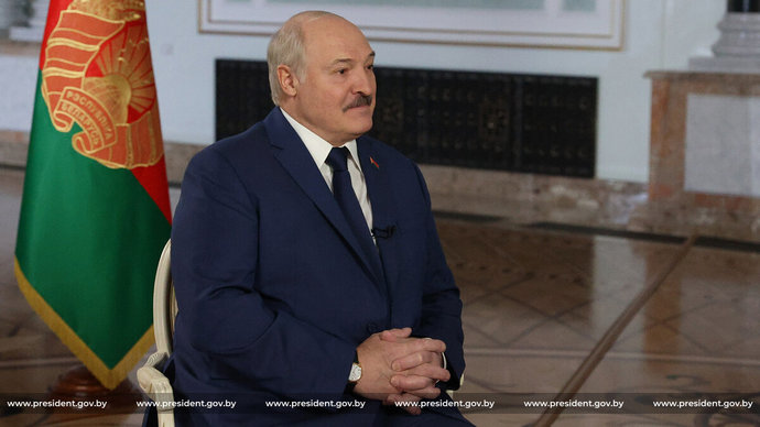 Лукашенко не исключает, что в Беларуси может разместиться российское ядерное оружие