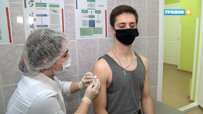 В Гродно детей вакцинируют от COVID-19 без записи