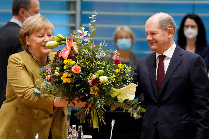 Шольц сделал новое правительство Германии гендерно равным