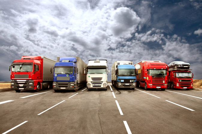 Беларусь и Украина отменили разрешения на автоперевозки грузов между странами