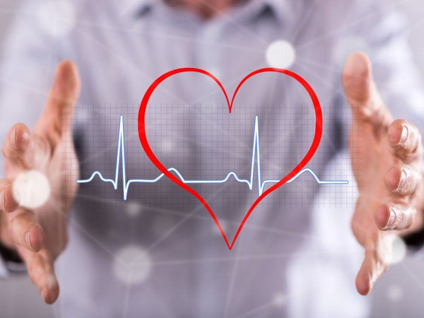 Кардиолог рассказал о неожиданном симптоме перед сердечным приступом