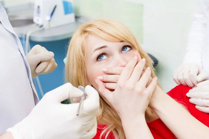 Сходите к стоматологу, но не переусердствуйте с этими 4 процедурами, чтобы не навредить себе