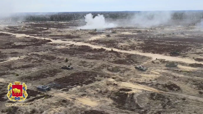 Под Гродно проходят учения с боевой стрельбой