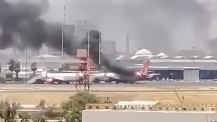 В аэропорту Хартума уничтожили самолет ООН