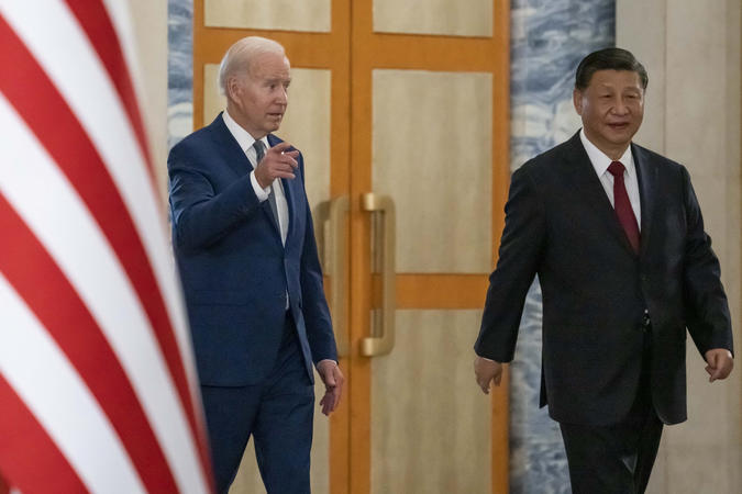 Си Цзиньпин на встрече с Байденом потребовал отменить санкции против Китая