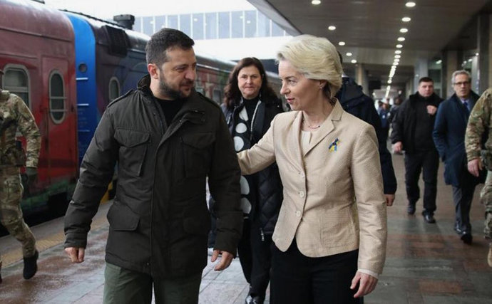 Урсула фон дер Ляйен прибыла с официальным визитом в Киев
