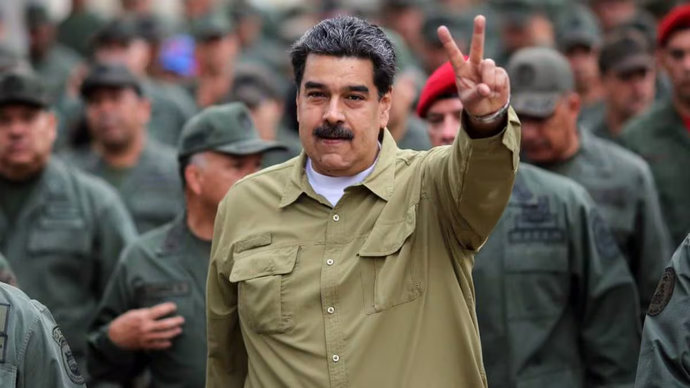 Мадуро начал военные учения из-за угроз Британии