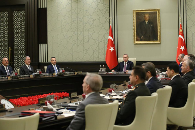 Из-за угорозы госпереворота Эрдоган провел экстренное заседание