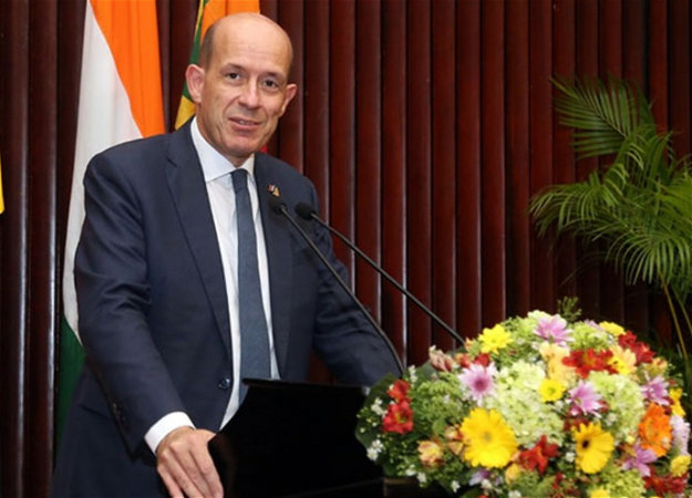 Посла Франции в Шри-Ланке Жана-Франсуа Пакте нашли мертвым
