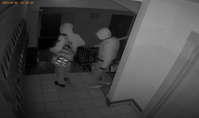 «Охотники» за консервацией: У жительниц Барановичей похитили 21 банку консервированных продуктов питания
