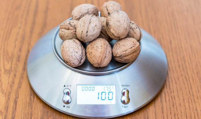 Более 100 граммов грецких орехов в день вредят печени