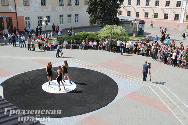 большая грампластинка в Гродно