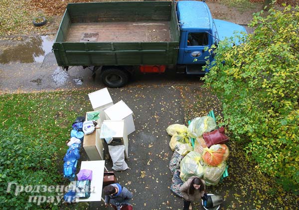 выселяют из квартиры за неуплату коммунальных услуг