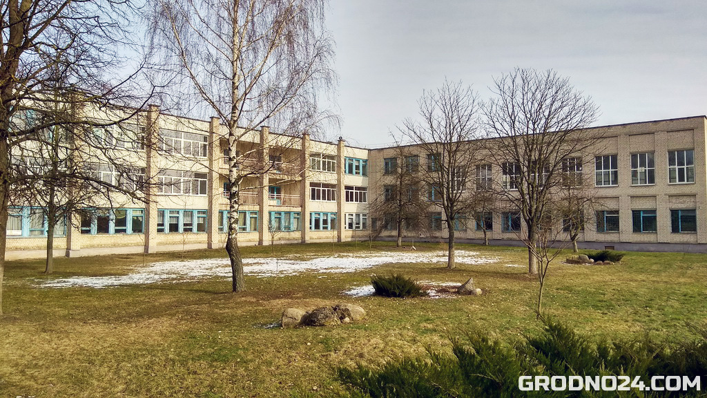 окна в школах Гродно