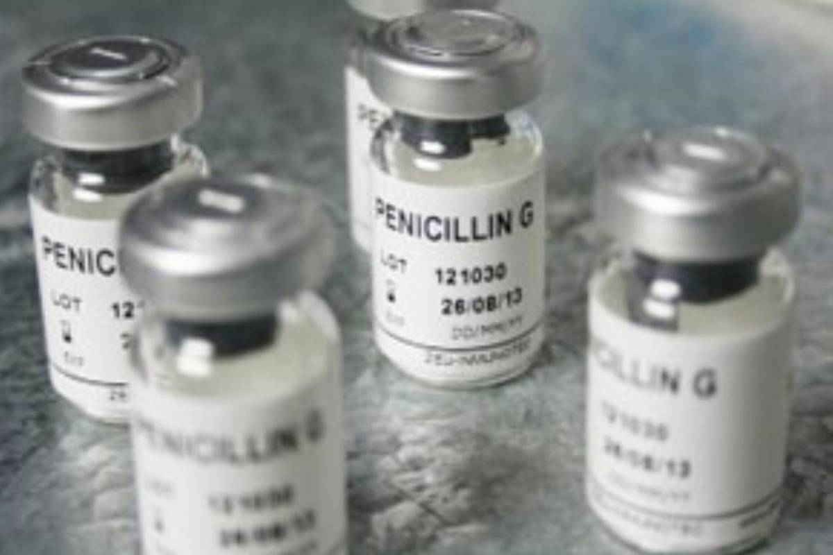 Первый антибиотик пенициллин