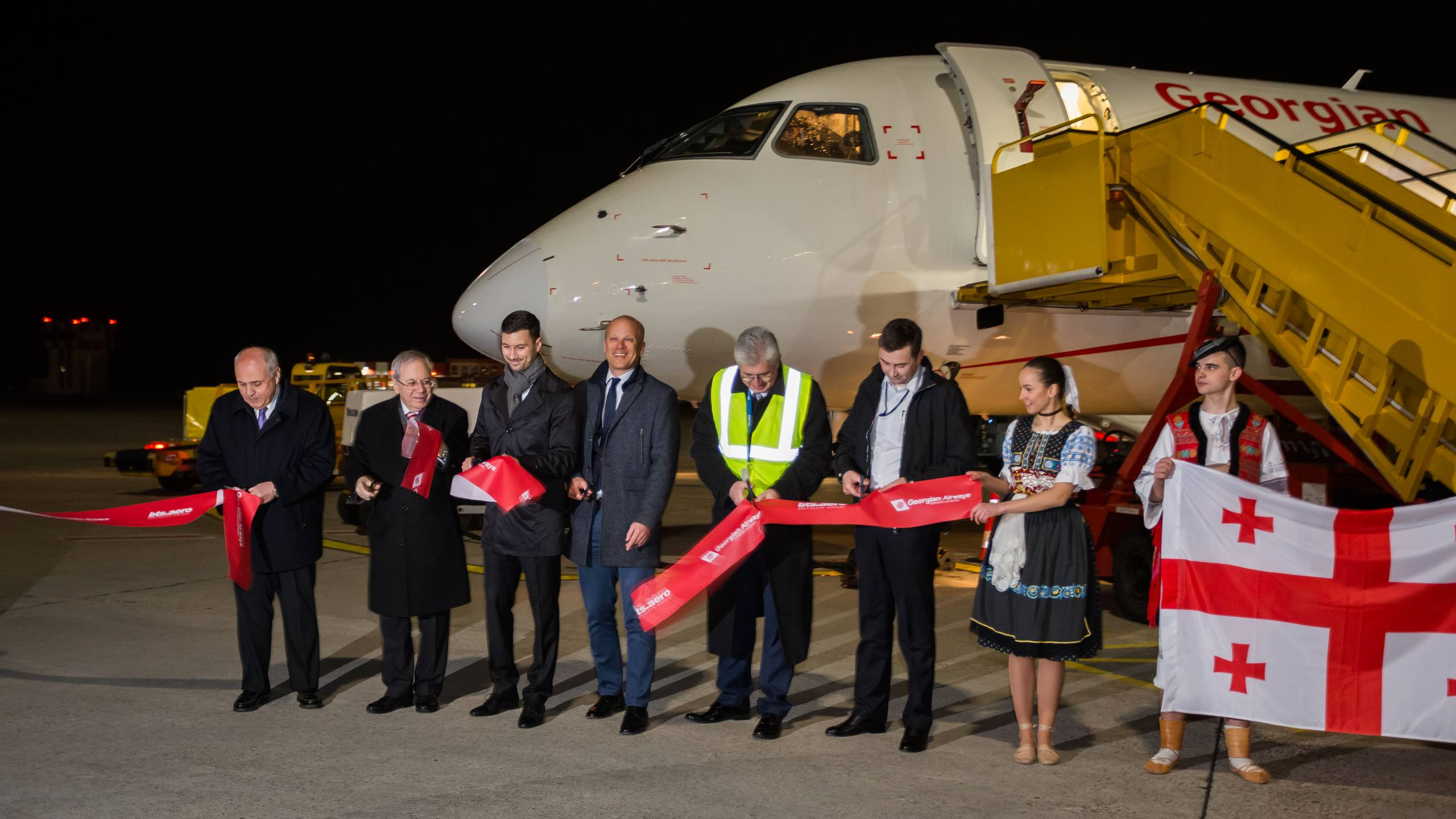 Прямой рейс москва тбилиси. Джорджиан Эйрвейс. Президент Georgian Airways. Авиакомпании Грузии. Авиалинии Грузии.