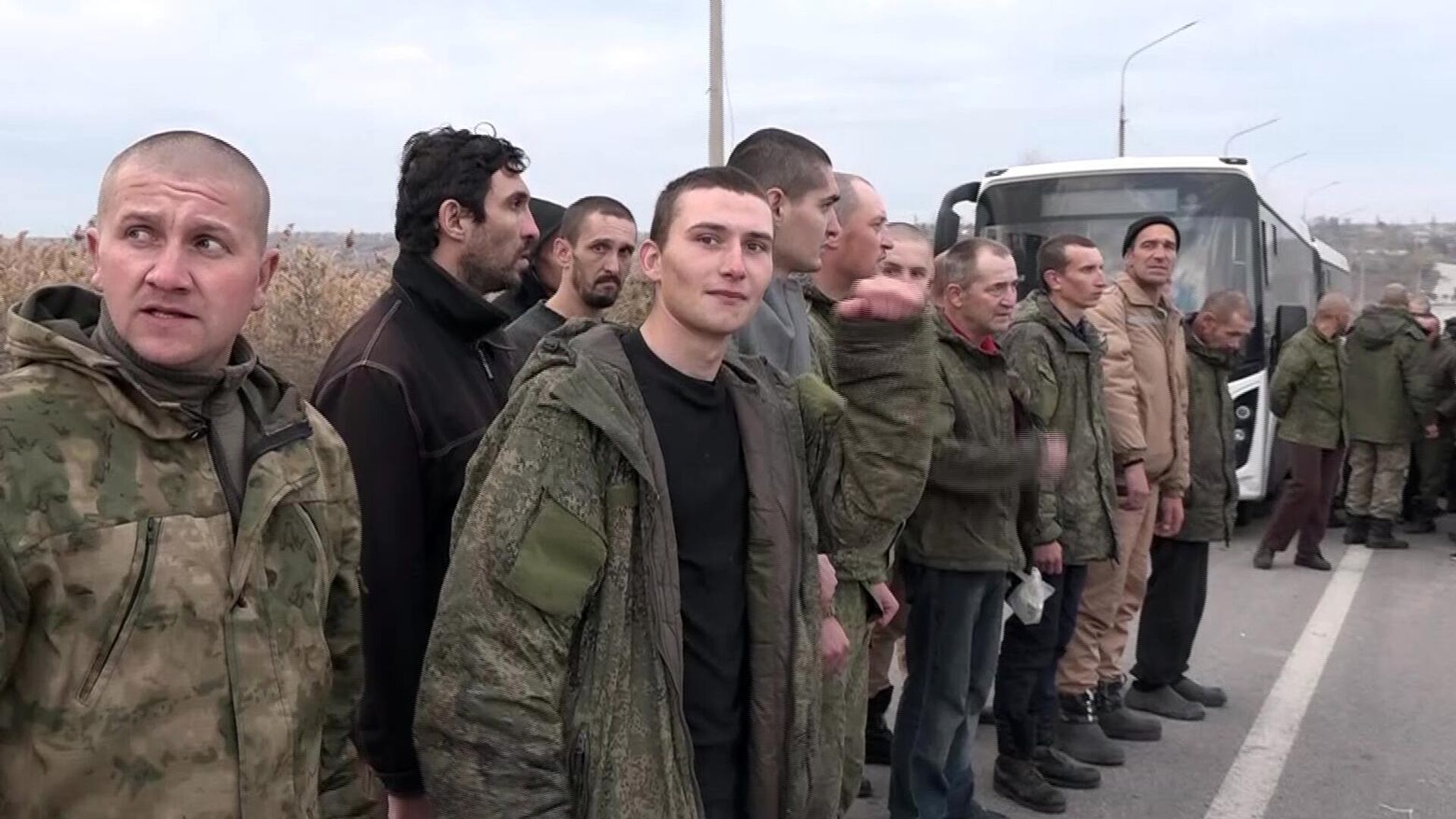Российские пленные вернулись. Военнопленные на Украине. Пленные российские солдаты. Обмен военнопленными апрель 2024