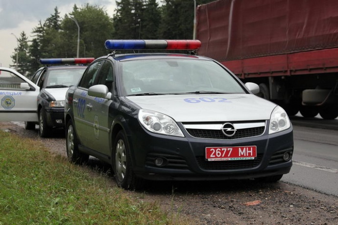 Гаи рб. Машины ГАИ Беларуси. Полиция Белоруссии автопарк. Машина ГИБДД Белоруссии. Опель ГАИ.