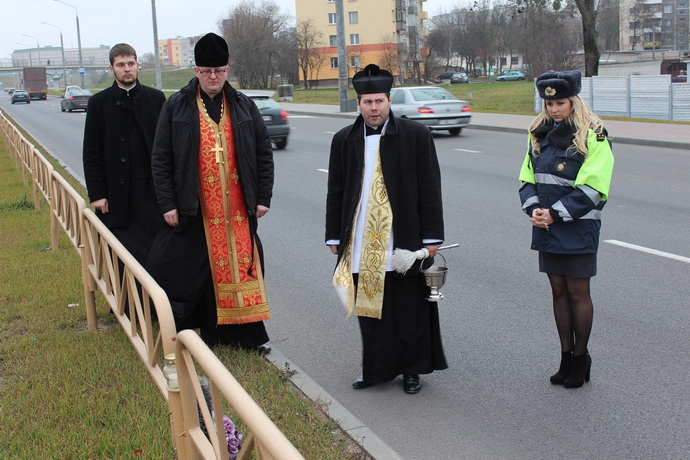 в Гродно почтили память погибших на автомобильных дорогах