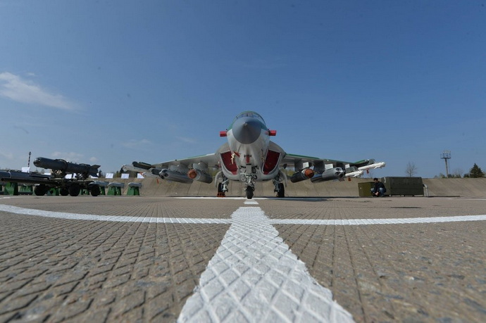 Самолет Як-130 переданы в Лиду