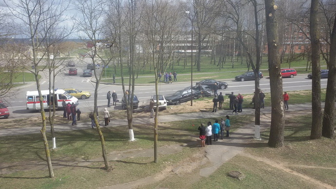 ДТП в Волковыске автомобиль протаранил три автомобиля