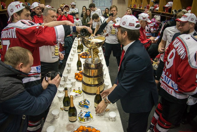 Хоккейный Неман чемпион Беларуси 2016/2017