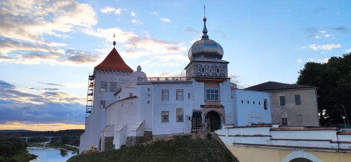 Старый замок гродно фото