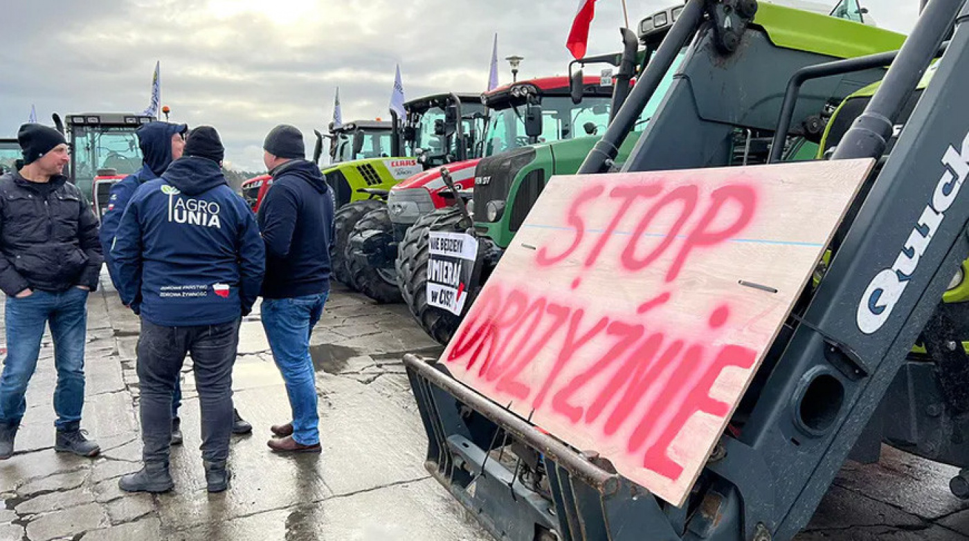 протесты в польше